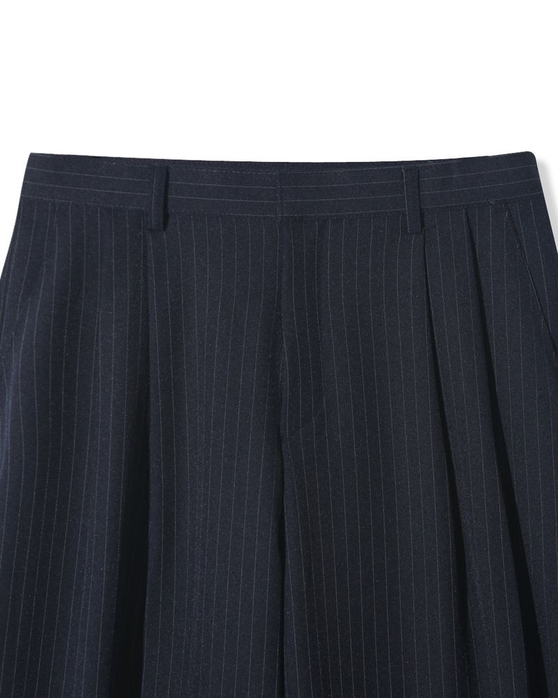 Lentic Side Pintuck Striped Slacks