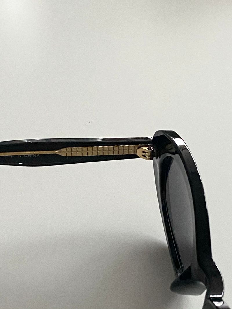 Angle sunglasses