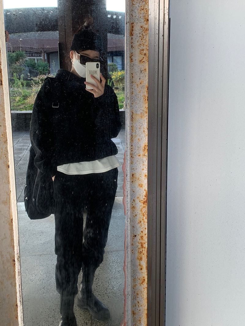 [MADE] Stern hip sweatshirt