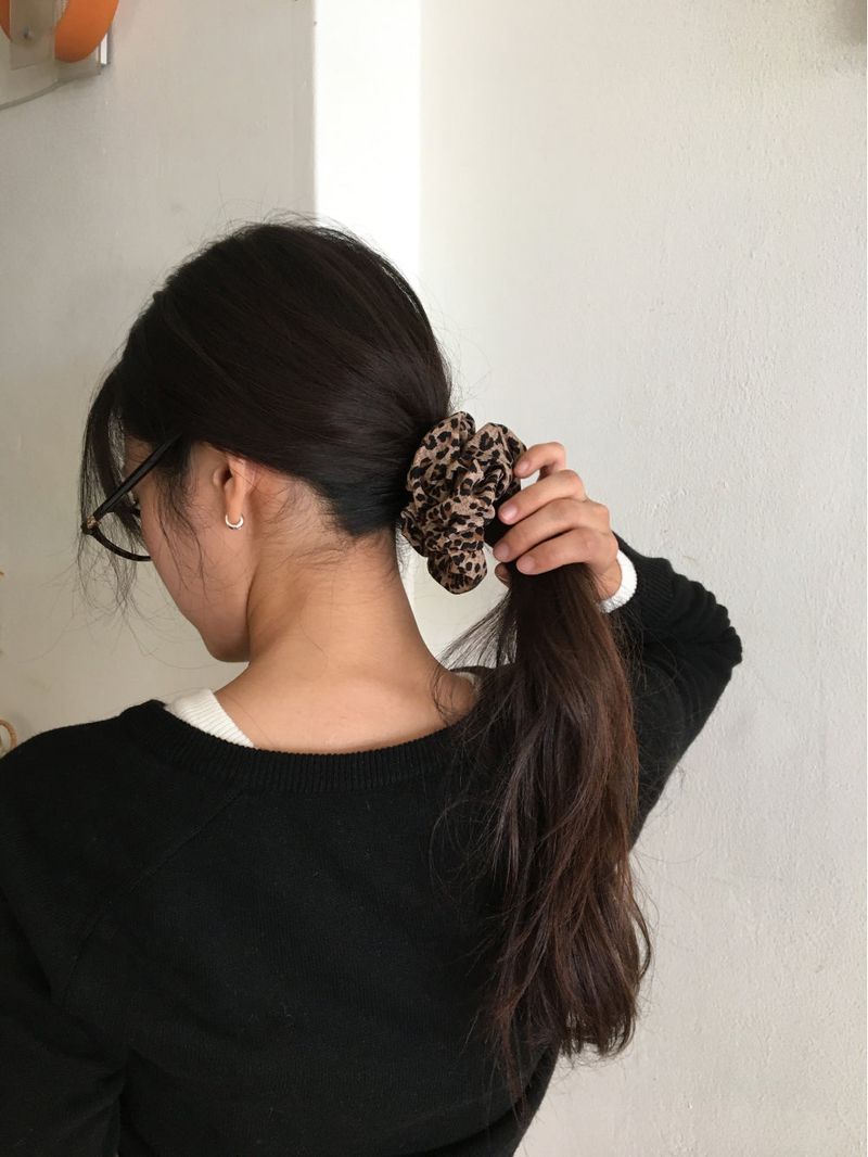 Leopard Scrunchie (2color)