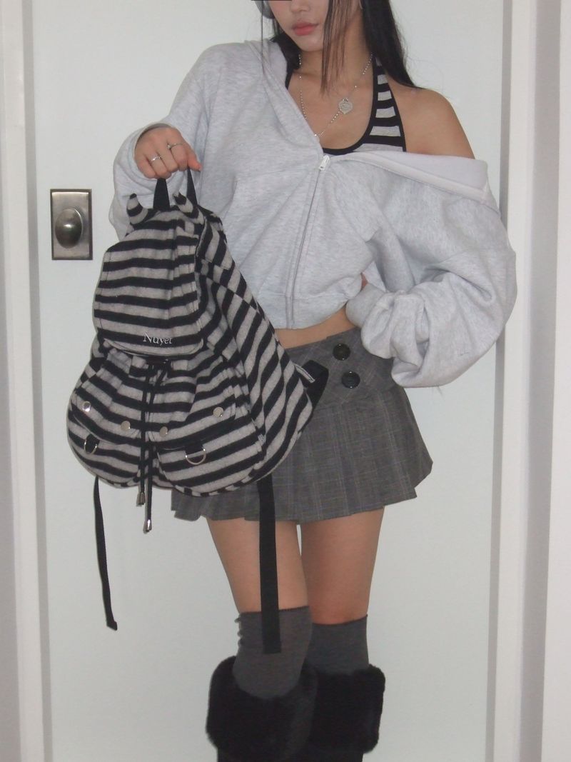 Devil Puff Backpack _ Black Stripe