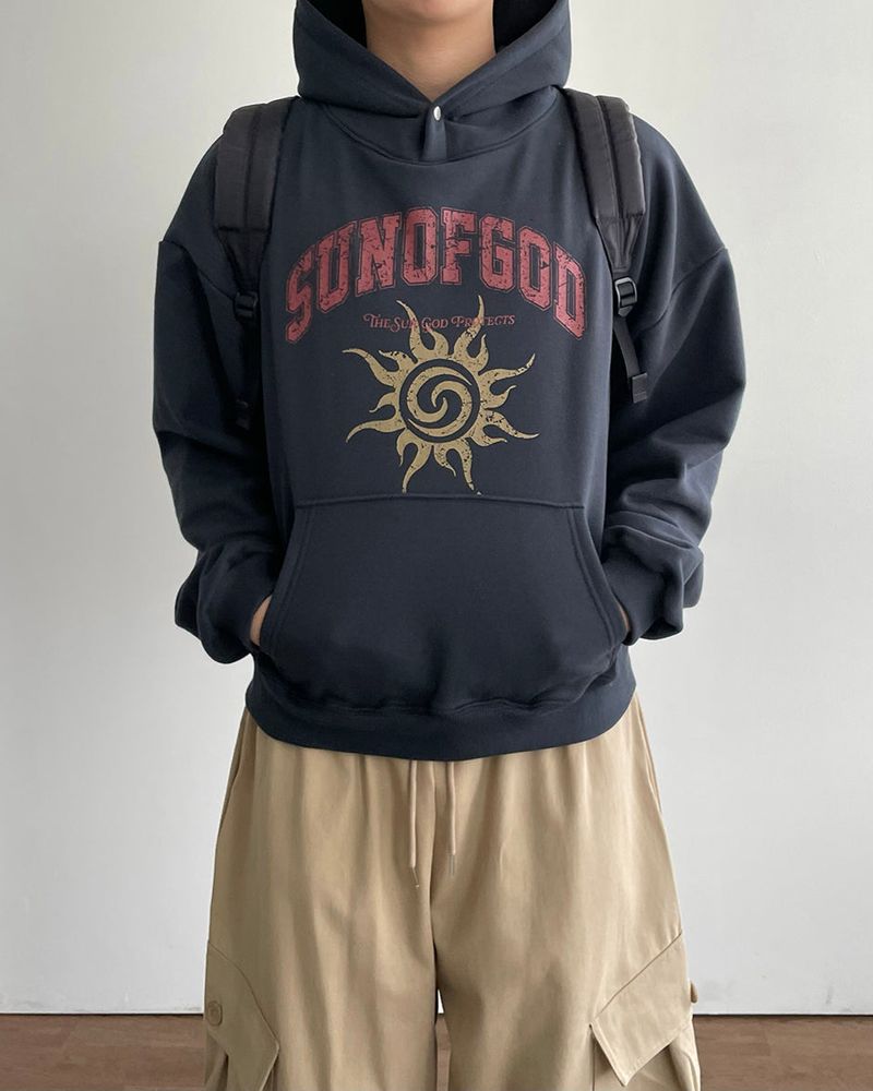 IDF（アイディーエフ）の「Heli Printed Crop Hoodie（Tops）」