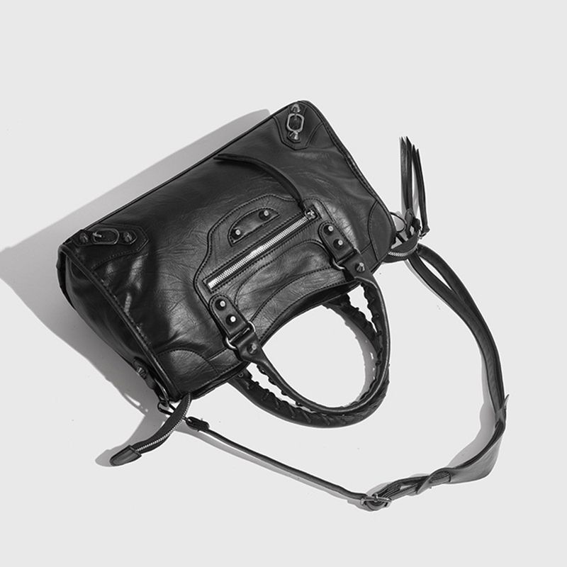 [Unisex] Stud Leather Cross Motor Bag