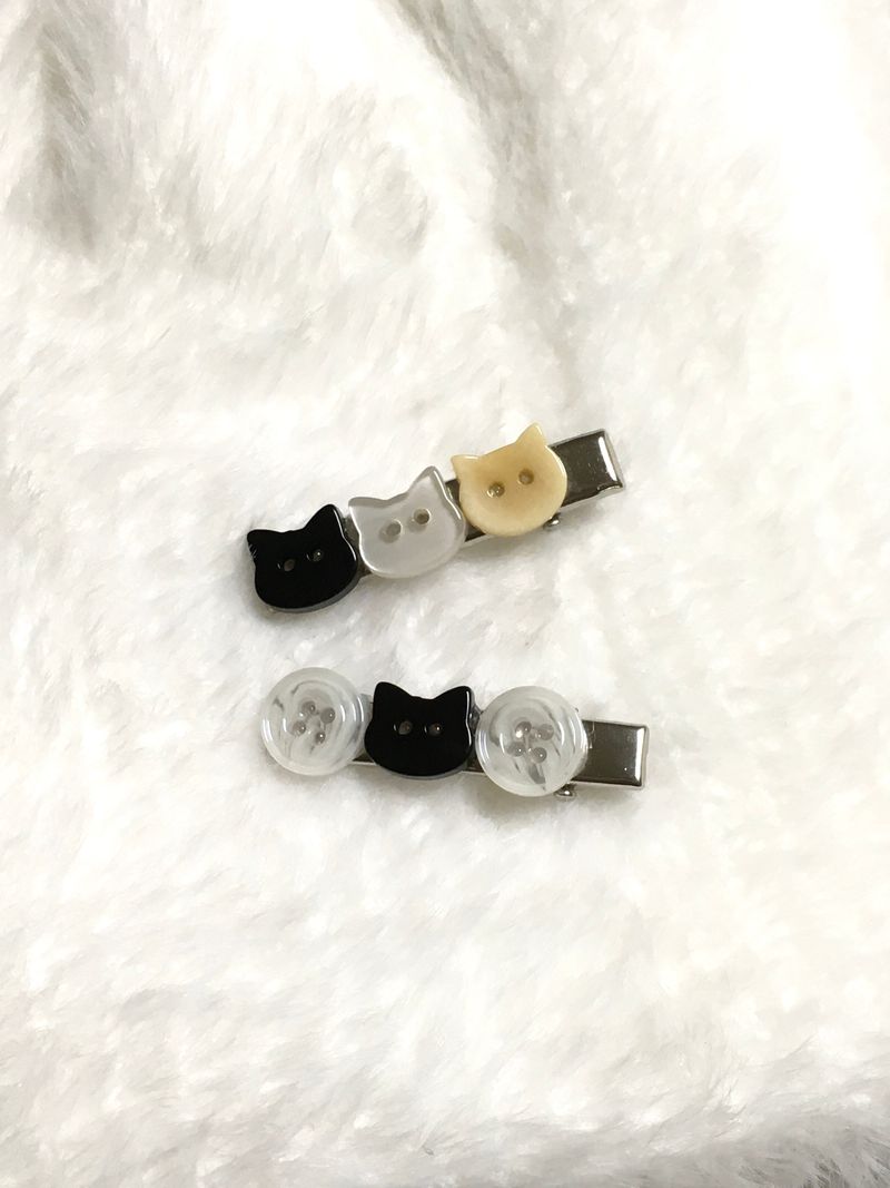 cat button hairpin