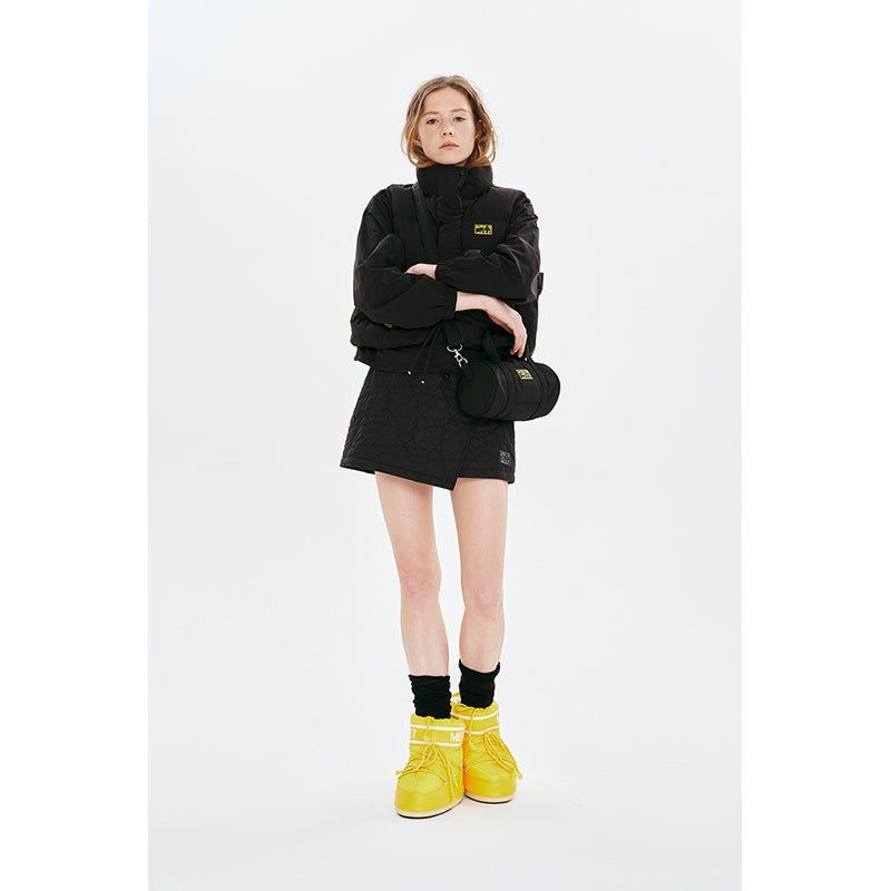 CHERRY CROP STRING DOWN VEST [BLACK]