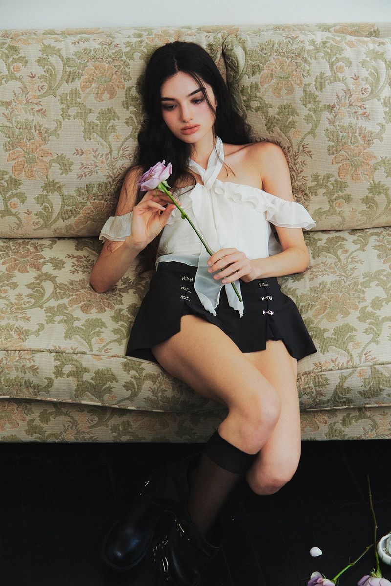 PAIN OR PLEASURE（ペインオアプレジャー）の「ROSALIE FRILL TOP cream（Tops）」