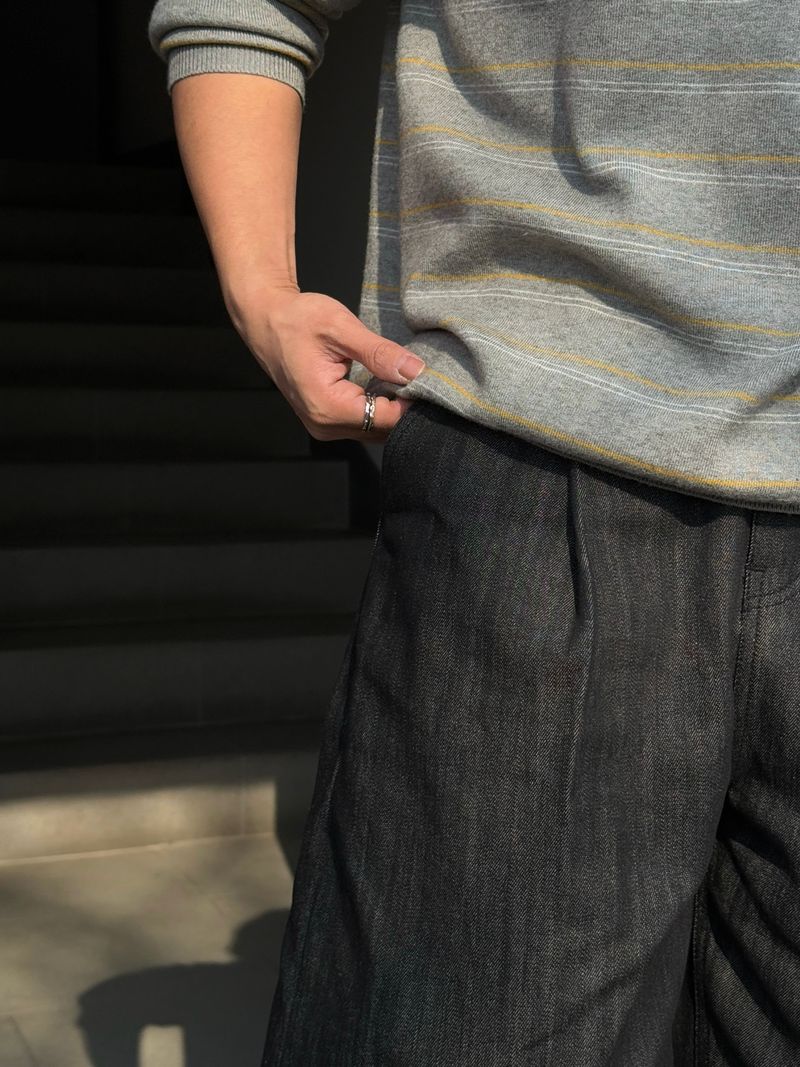 Long wide raw denim one-tuck pants