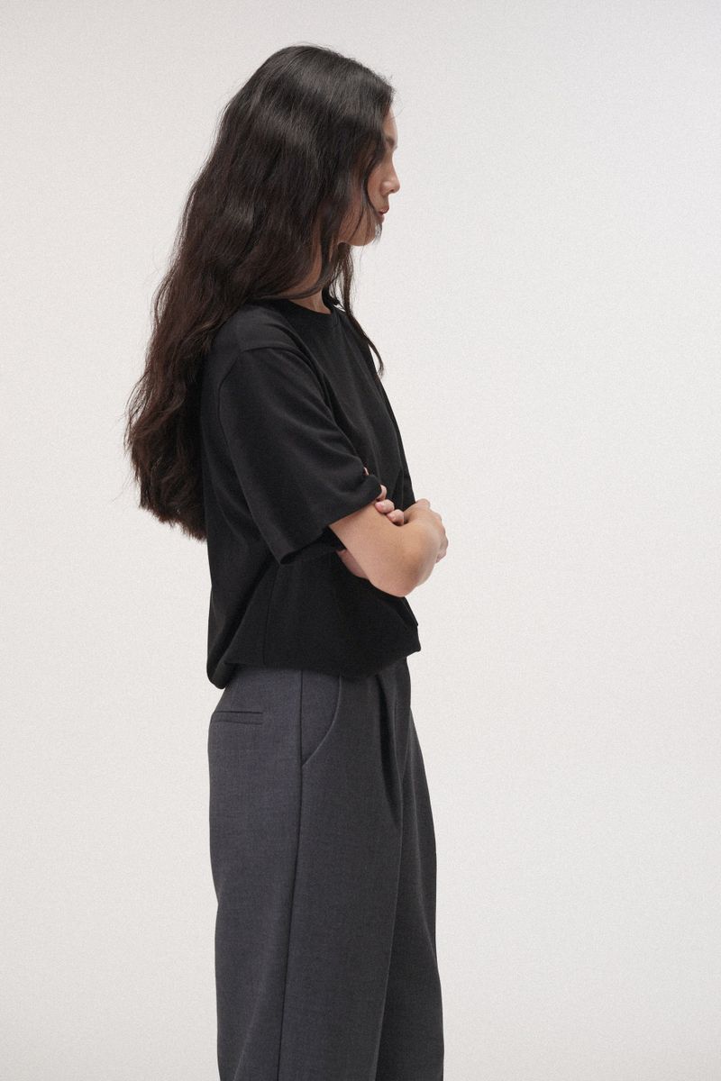 Boxy round T-shitrs (Black)
