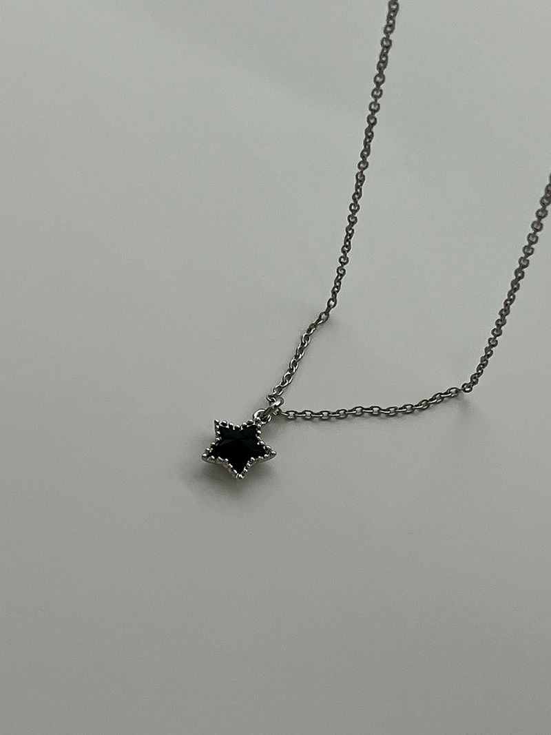 Little star necklace