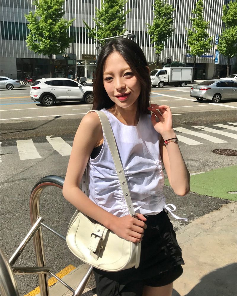 Azalea shoulder bag