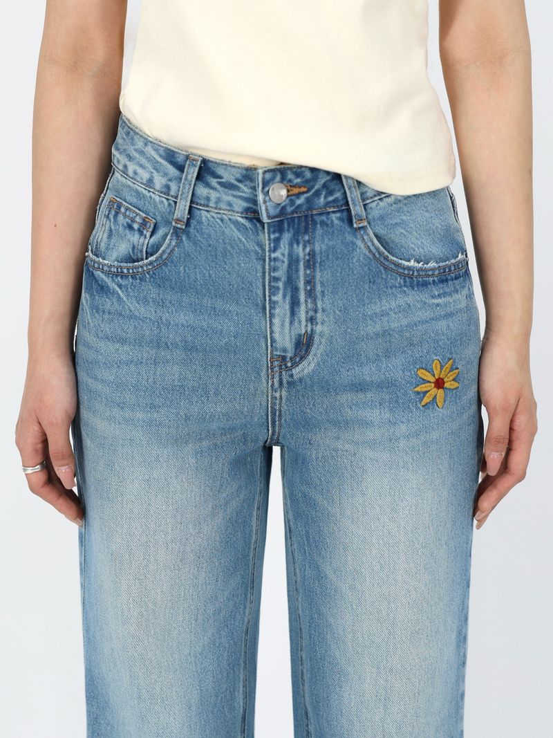 FLOWER EMBROIDERED STRAIGHT DENIM code 26215