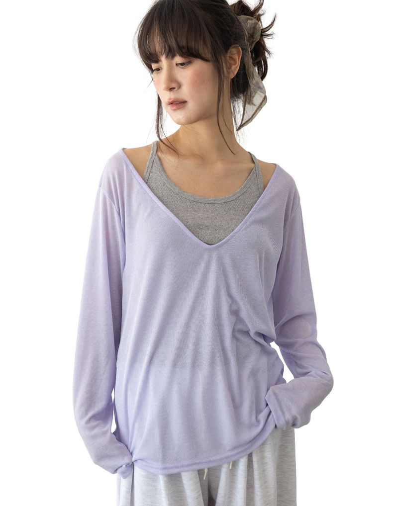 un:tyl（オンタイル）の「Dibo Deep V-Neck Long Sleeve Tee（Tops）」