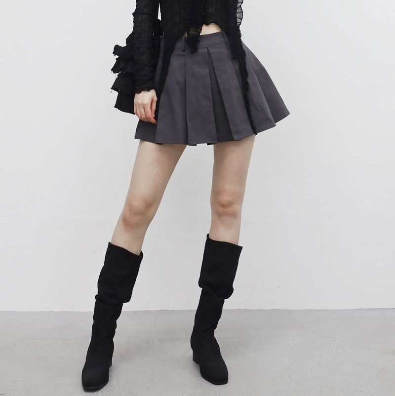 Nero pocket pleats skirt
