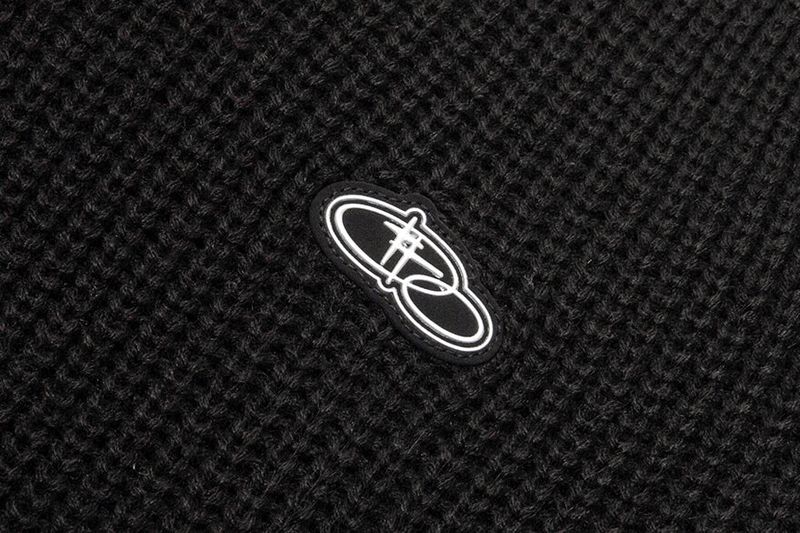 SPORTY LINE KNIT HALF ZIP UP