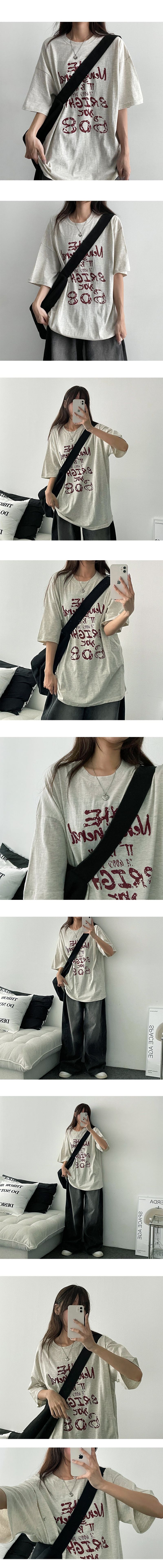 a sitin short-sleeved t-shirt