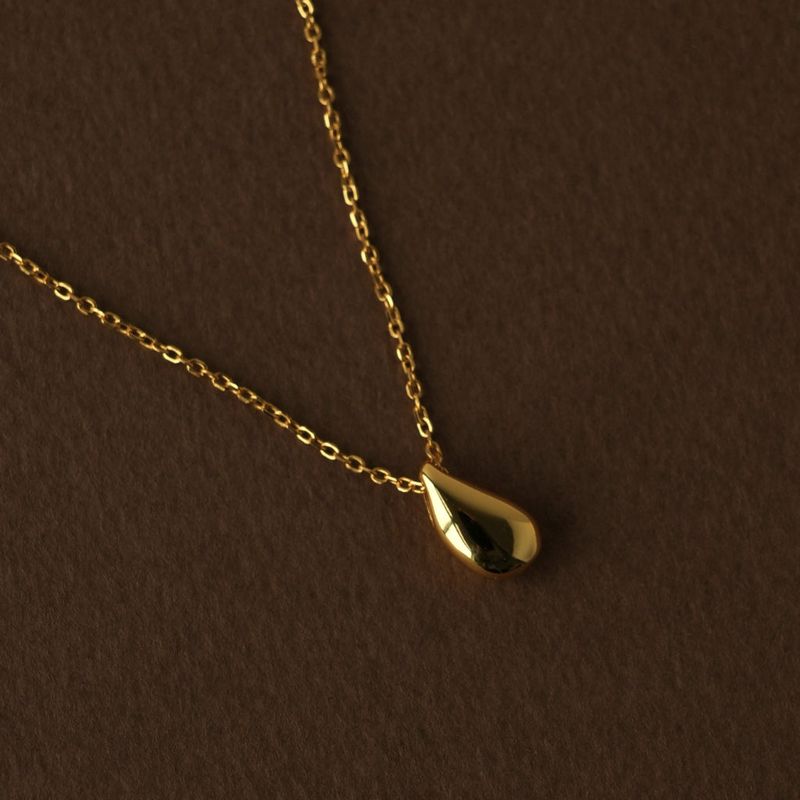drop necklace
