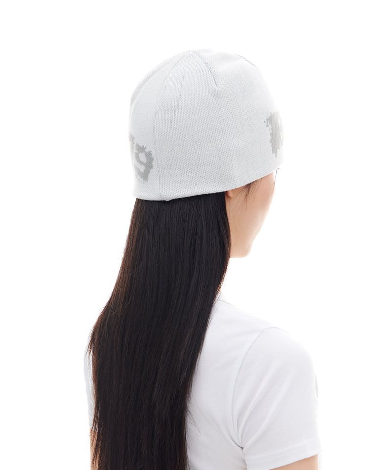 BOLD UNCUFFED BEANIE (WHITE)