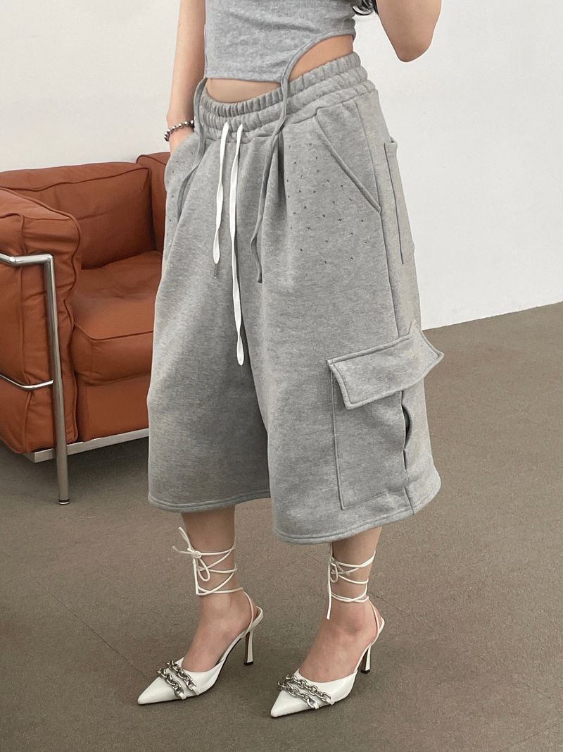 Cubic Bermuda pants