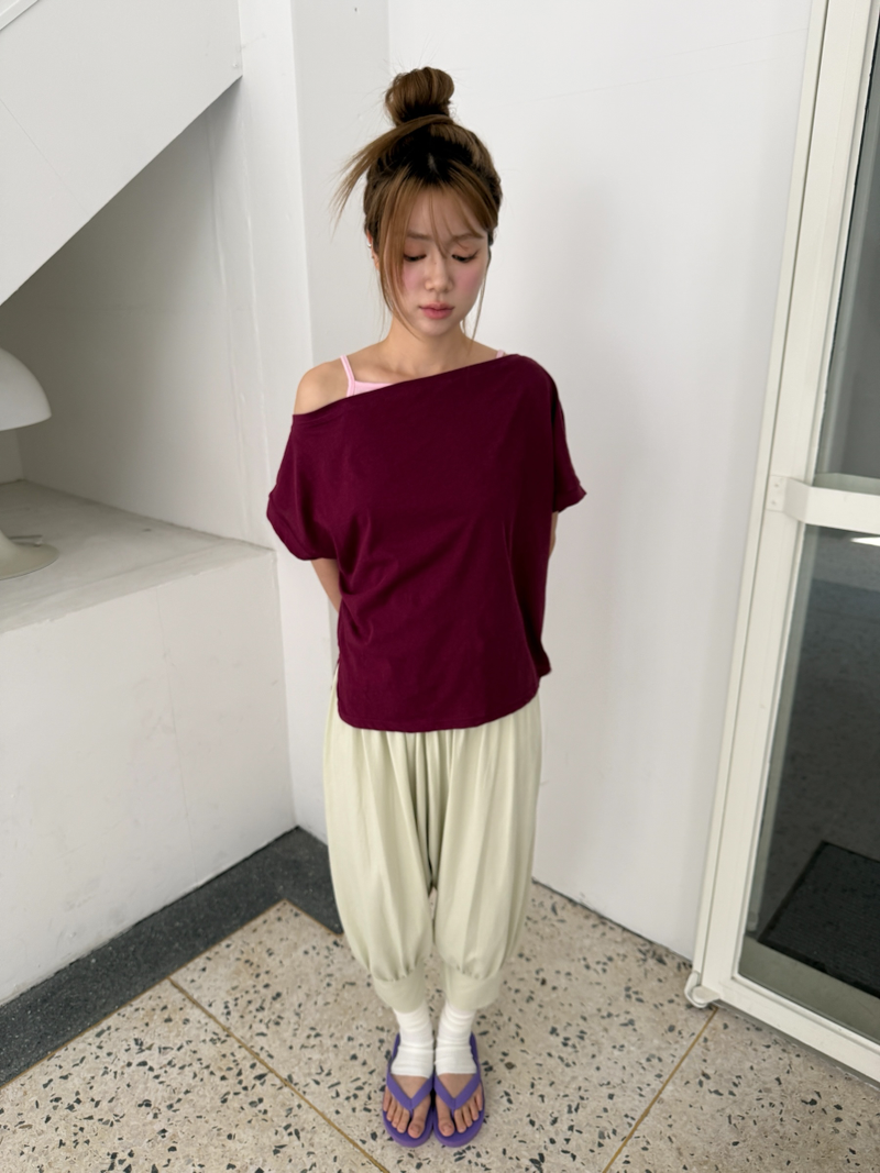 another language（アナザーランゲージ）の「アンバランス スリットTシャツ（トップス）」