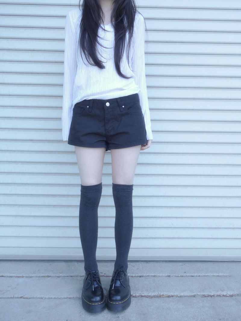 black short pants