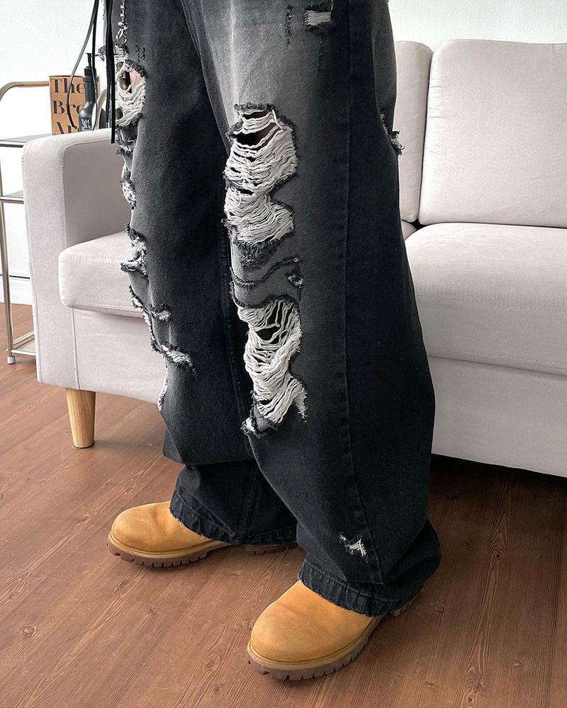 Destroyed brush denim pants