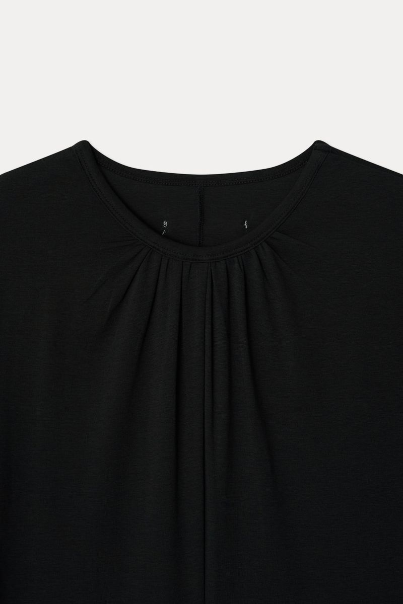 SHIRRED ROUND TOP_BLACK