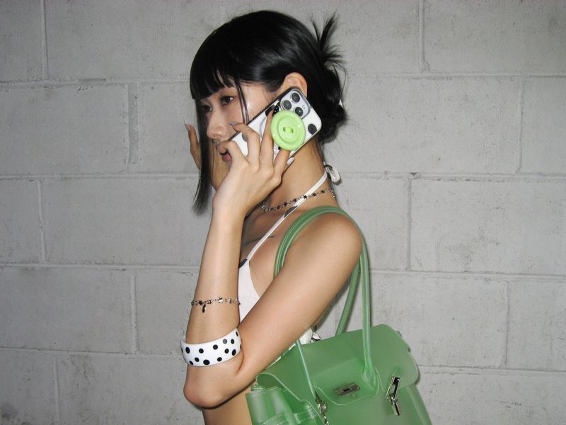 Lime choco button tok (Round), Mag safe