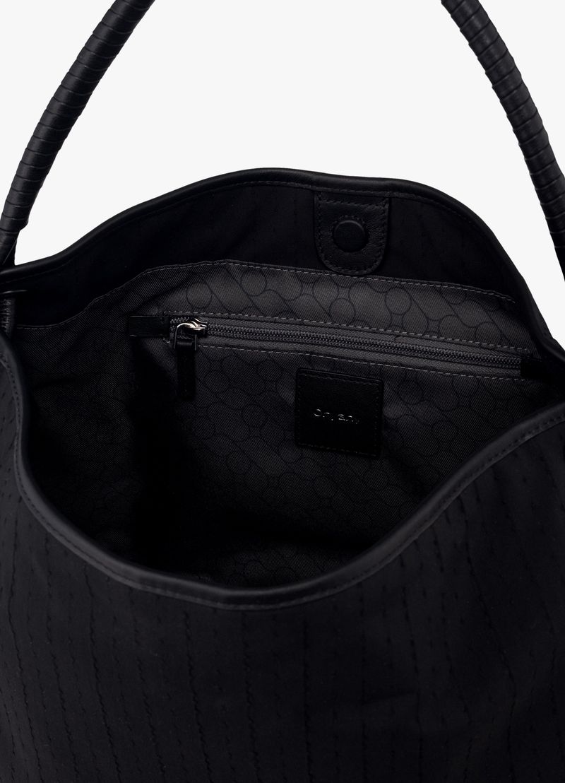 STRIPE EMBO SHOULDER