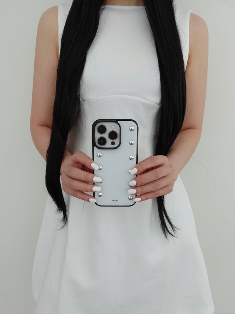 line stud case (white)
