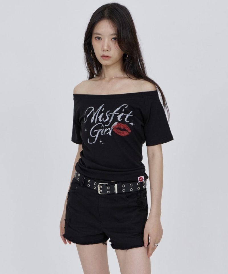 calloutnewyear(cony)(コールアウトニューイヤー(コニー))の「CONY MISFIT KISS GLITTER OFF SHOULDER TEE / BLACK(Tops)」