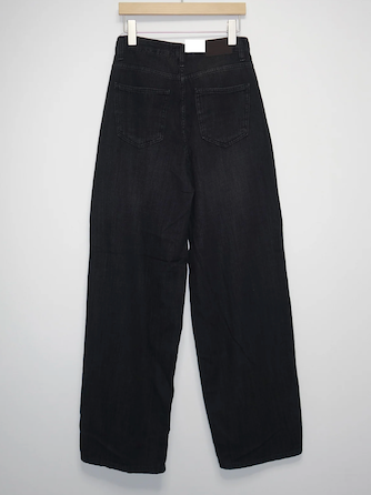 black wide pants