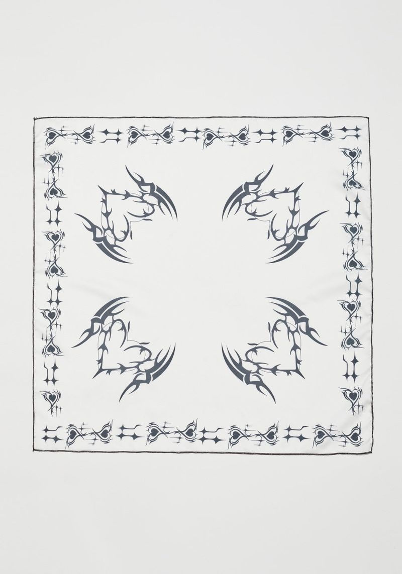 PATTERN SCARF