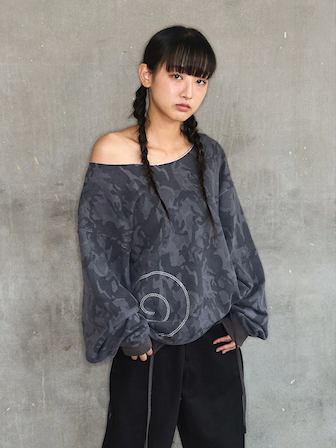 CAT TAIL CAMO OFF SHOULDER