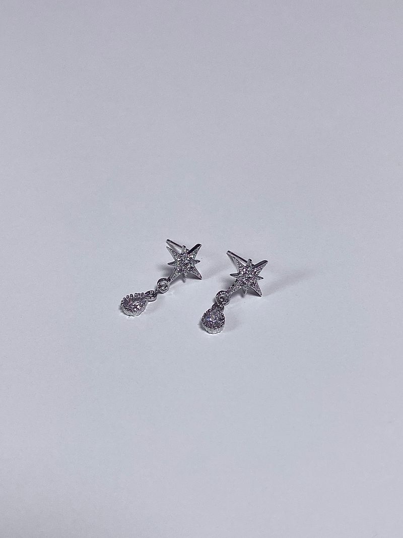 star drop earrings