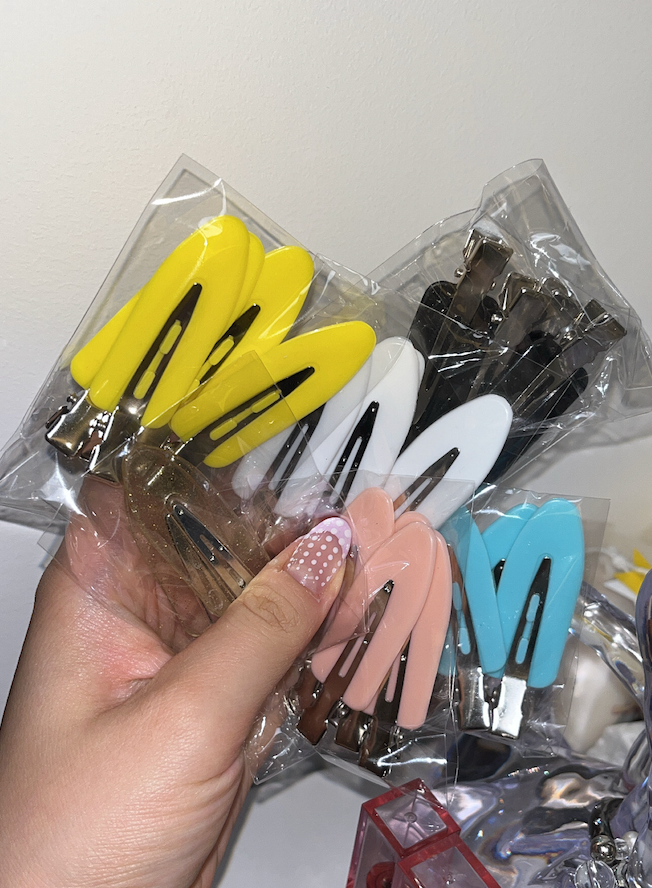 Saudade Club（サウダージクラブ）の「バックステージピン（ヘアアクセサリー）」