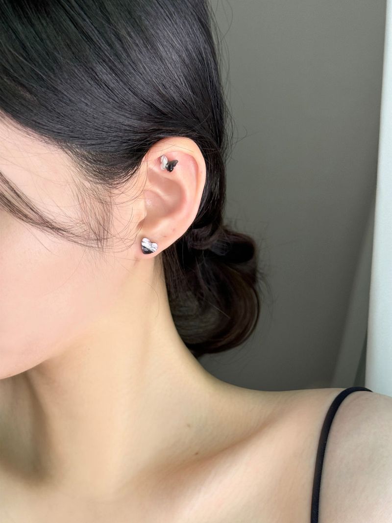 Glitter butterfly heart piercing / 3 colors / 2 option
