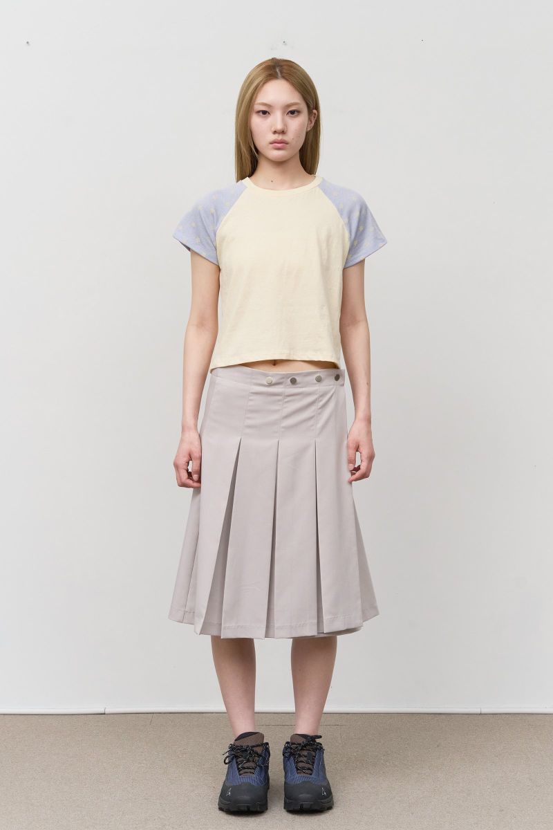 (W) Age Snap Pleats Skirt