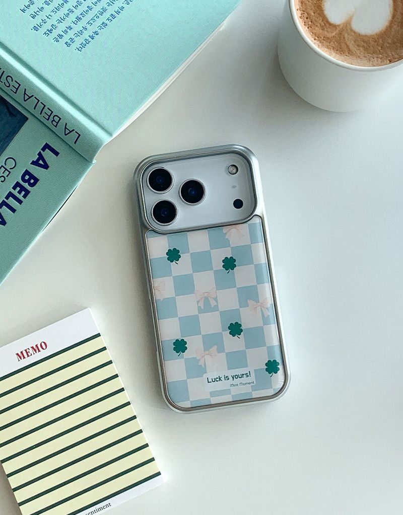 [MADE]四つ葉のクローバー シルバーエポキシバンパー iPhoneケース