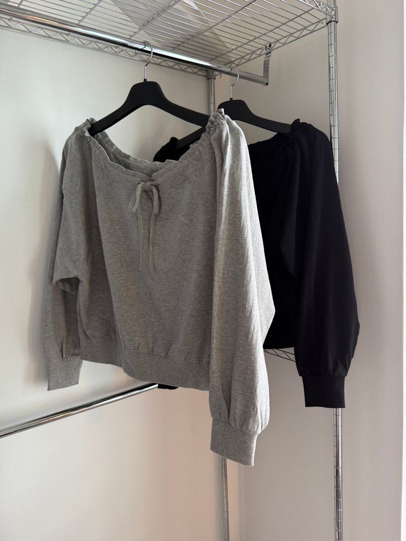 Eddie Off-Shoulder Sweatshirt (2 colors)