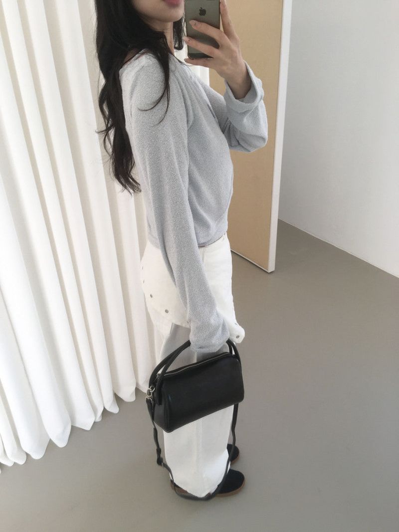 Forming sleeveless cardigan set