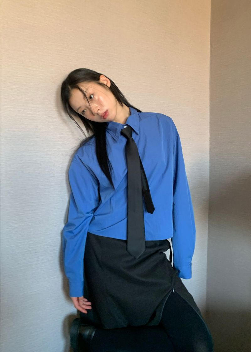  CRISP CROP SHIRT