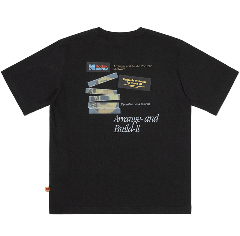 ESSENTIAL GRAPHIC T-SHIRT【BLACK】
