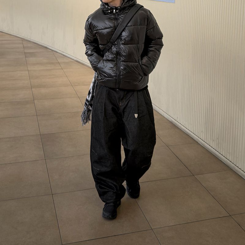 Beon glossy hood padding