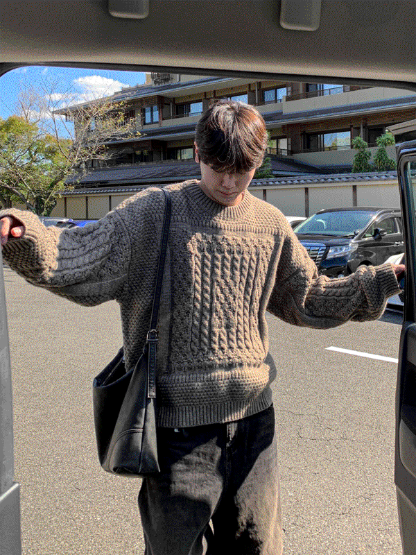 WHAT A LOOK（ワット ア ルック）の「Try embossed twist knit（Tops）」