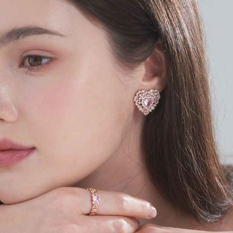 noonoofingers(ヌヌフィンガース)の「PEACH FUZZ EARRINGS(Accessories)」