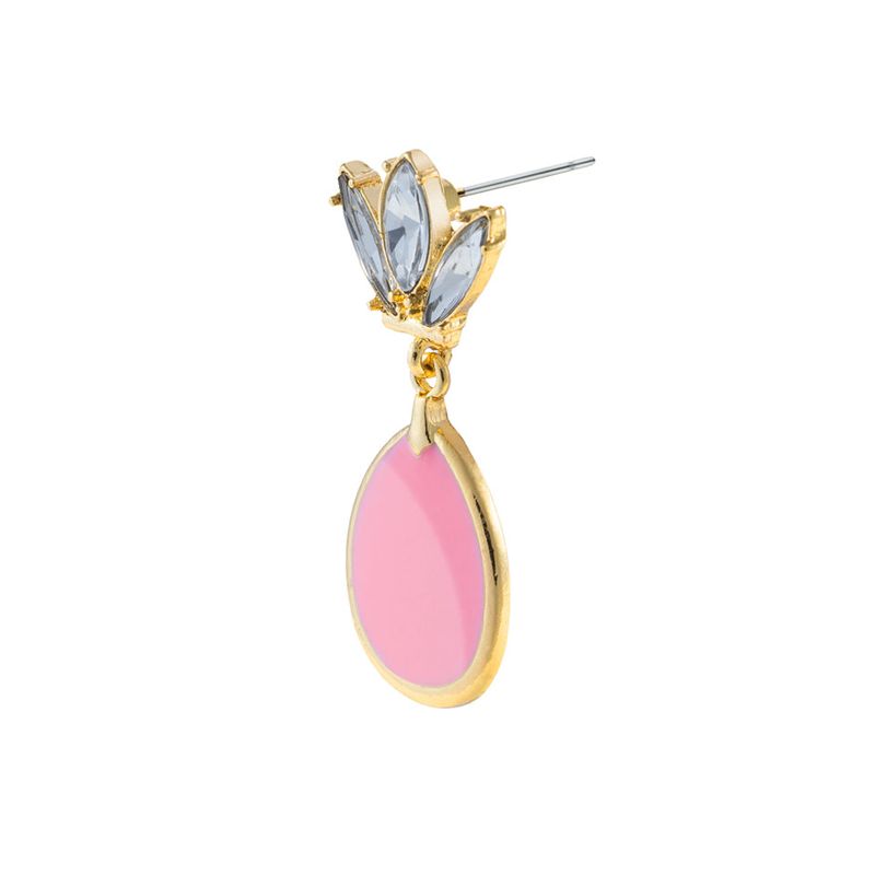 flat earrings