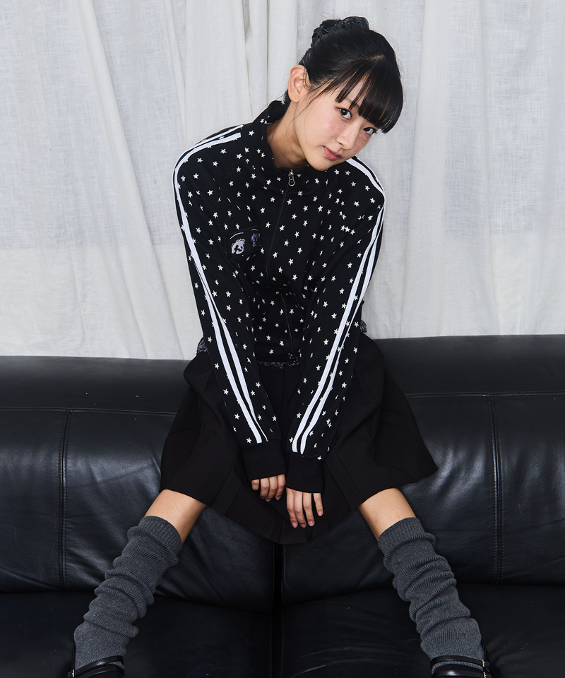 ITZAVIBE（イッザバイブ）の「CAT GIRL EYE TRACK JACKET（Tops）」