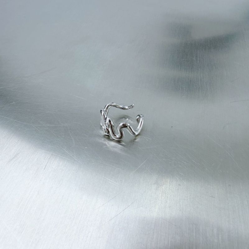 Waveform Symmetry Open Ring