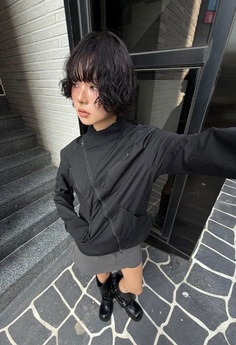 テック ダイアゴナル スリム ジップアップ