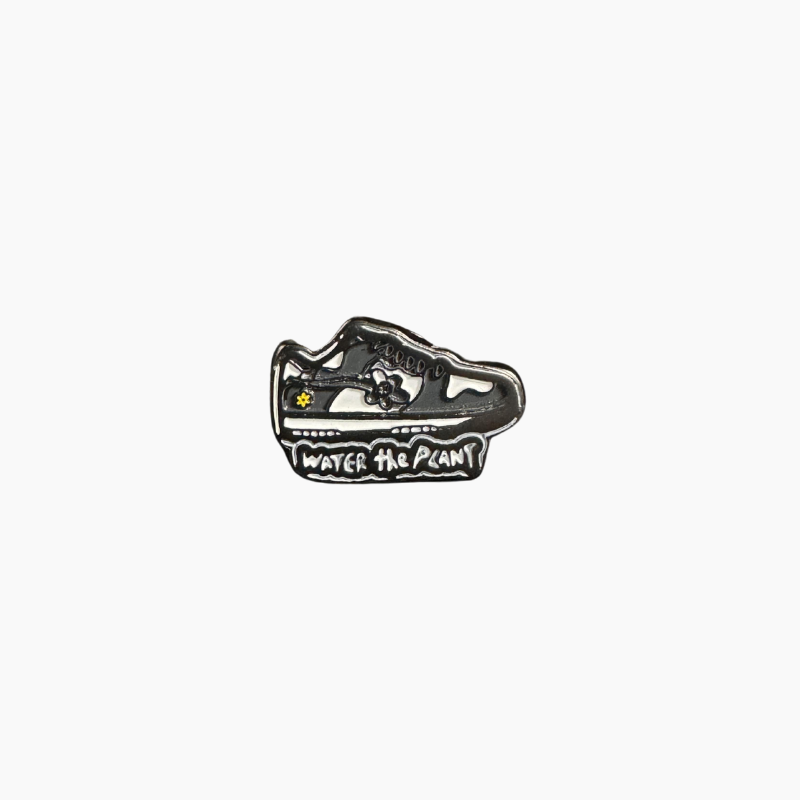 Water The Plant（ウォーターザプラント）の「WTP "MONO" PIN（Accessories）」